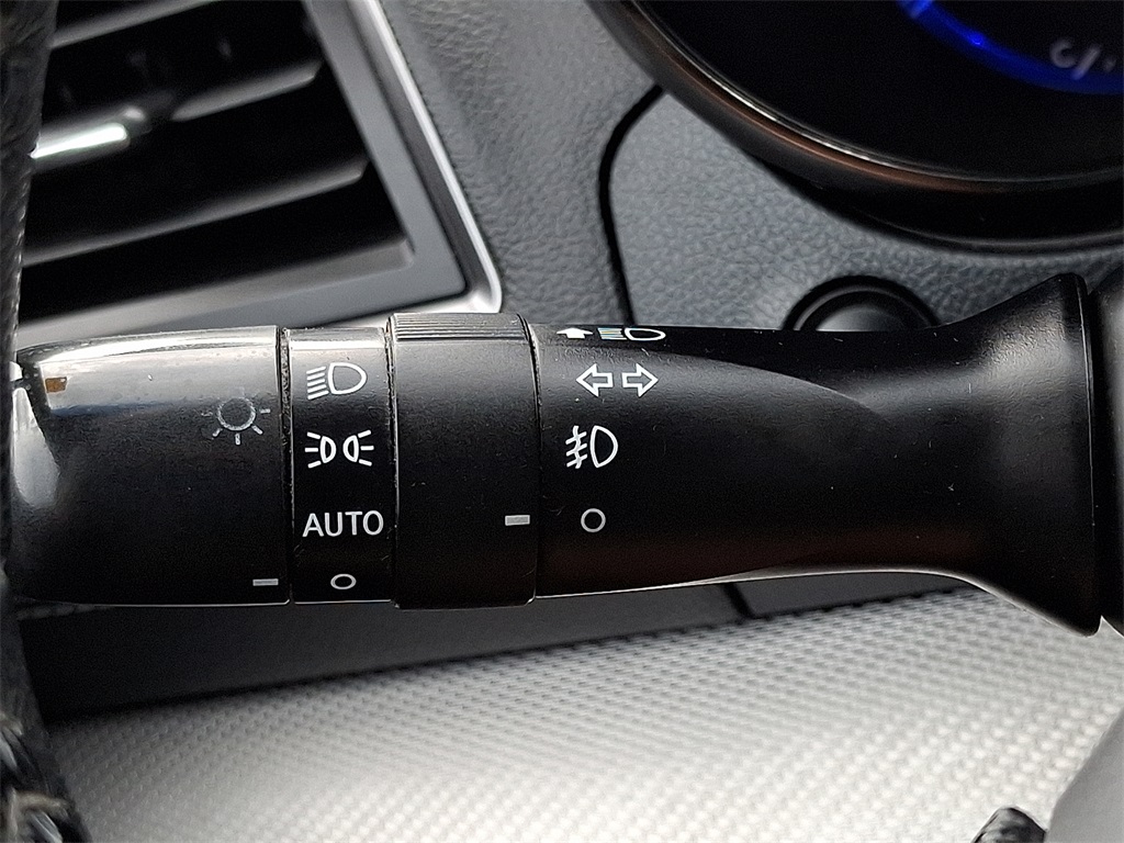 2019 Subaru Outback 2.5i Premium - Photo 25