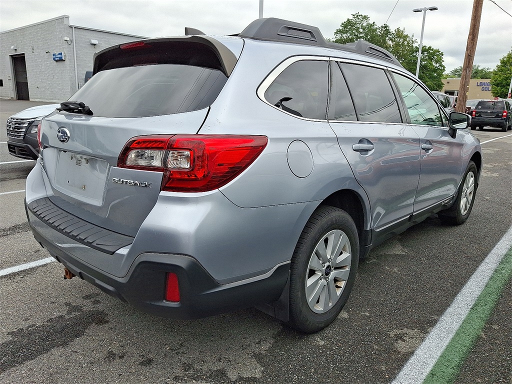 2019 Subaru Outback 2.5i Premium - Photo 5