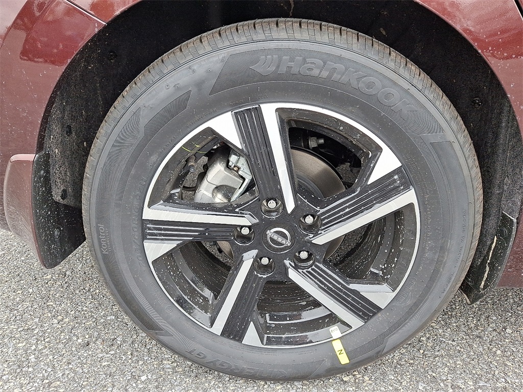 2025 Nissan Sentra SV - Photo 5