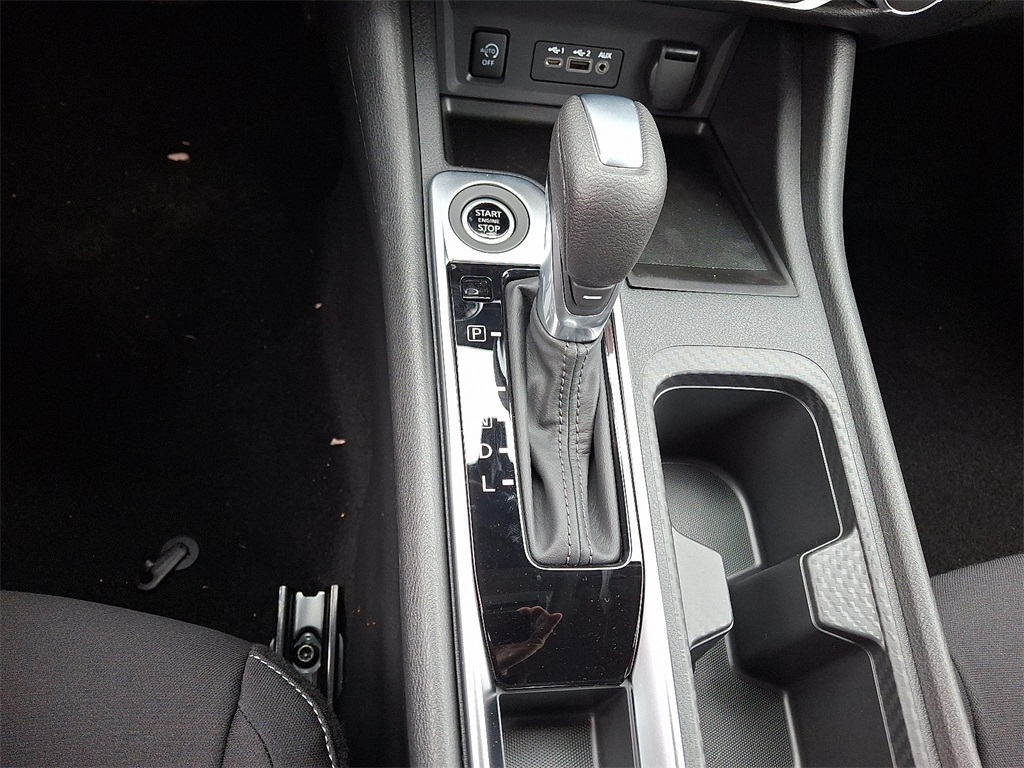2025 Nissan Sentra SV - Photo 10