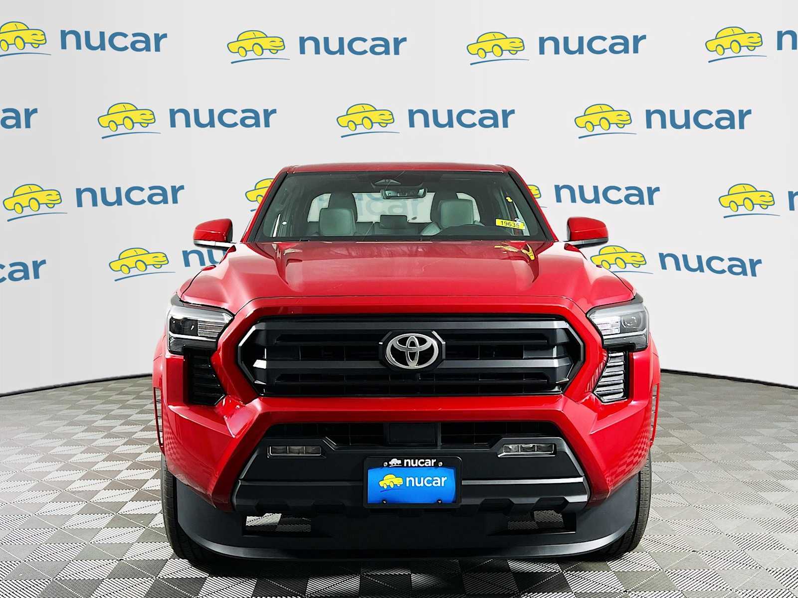 2025 Toyota Tacoma SR5 - Photo 2