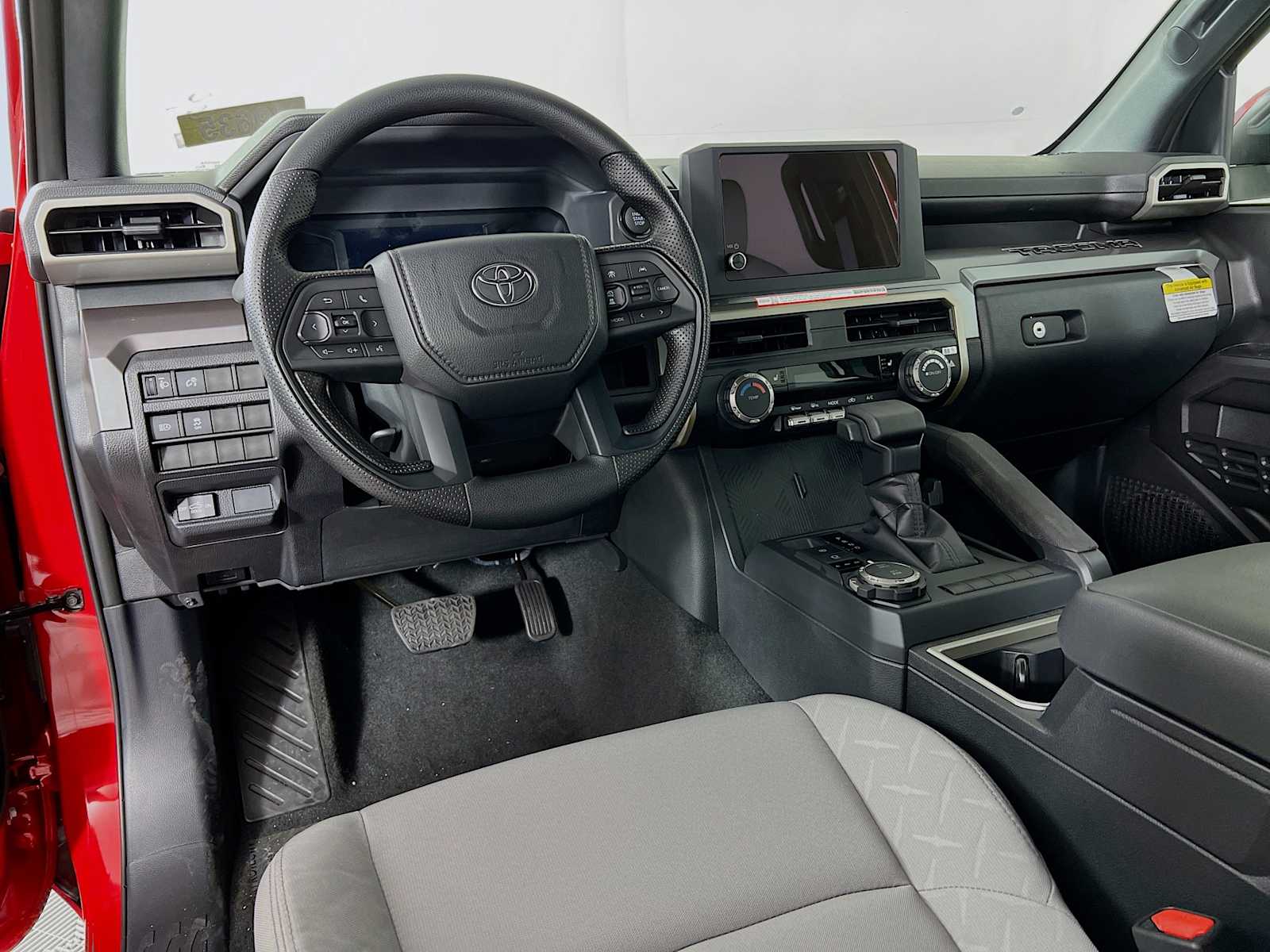 2025 Toyota Tacoma SR5 - Photo 6