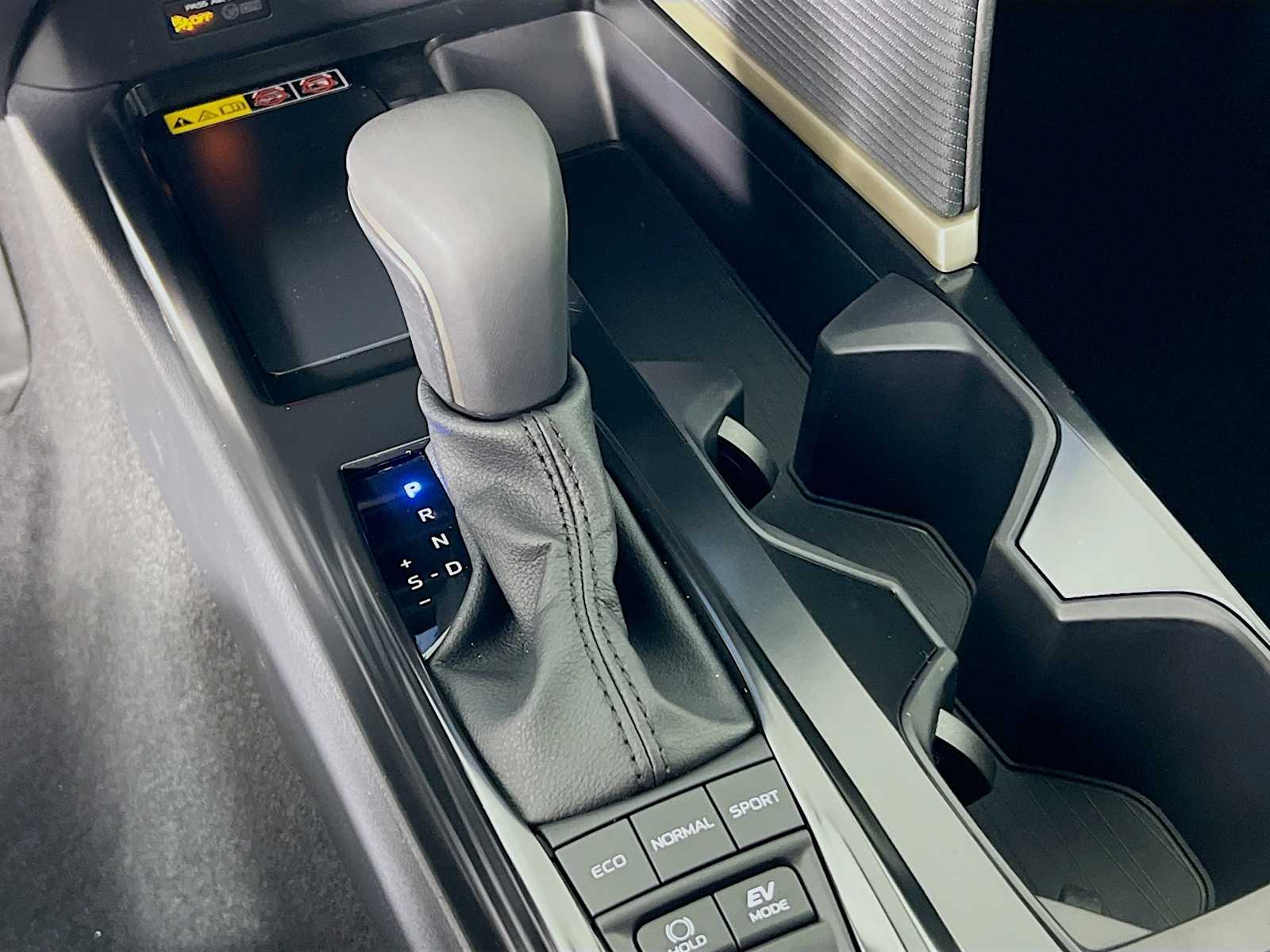 2026 Toyota Camry Nightshade - Photo 11