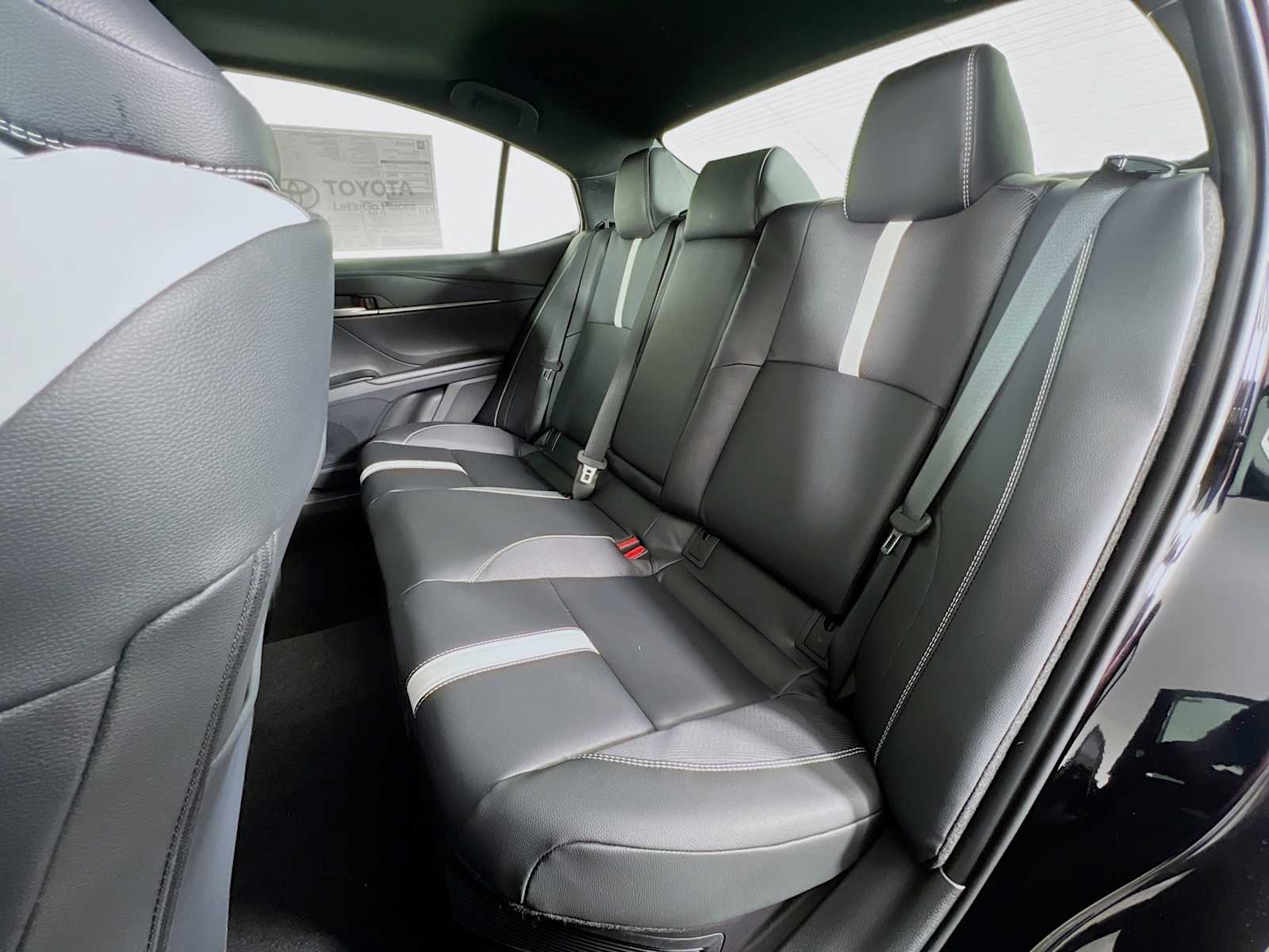 2026 Toyota Camry Nightshade - Photo 13