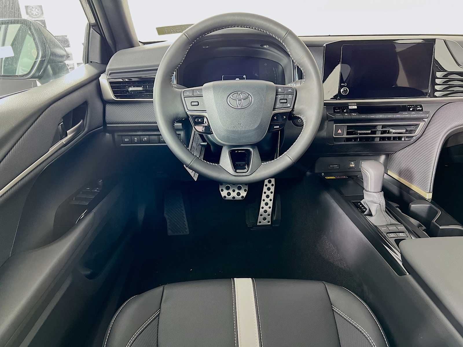 2026 Toyota Camry Nightshade - Photo 15