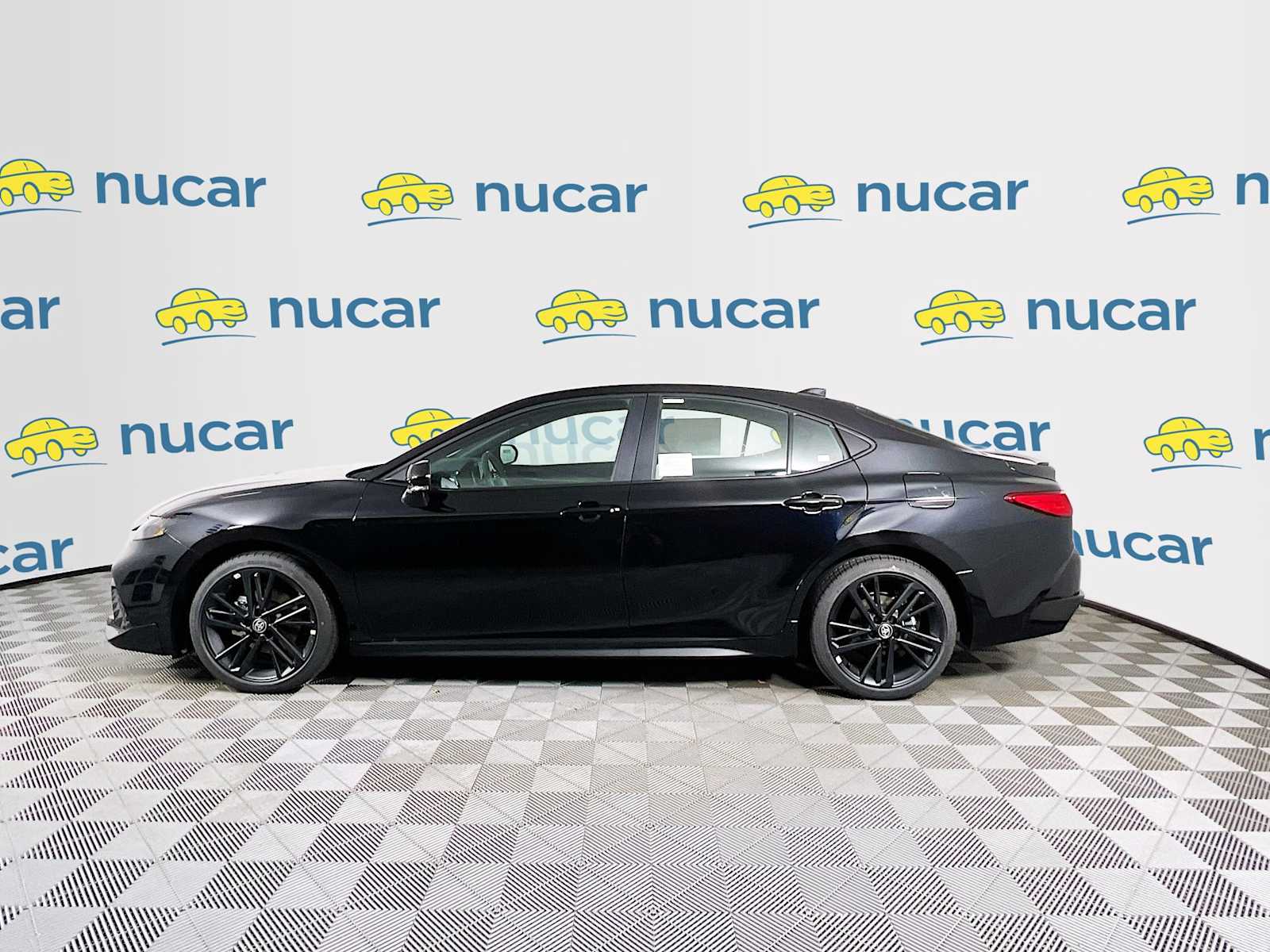 2026 Toyota Camry Nightshade - Photo 3