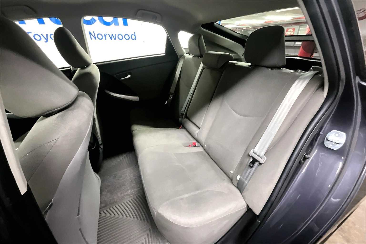 2013 Toyota Prius Two - Photo 15