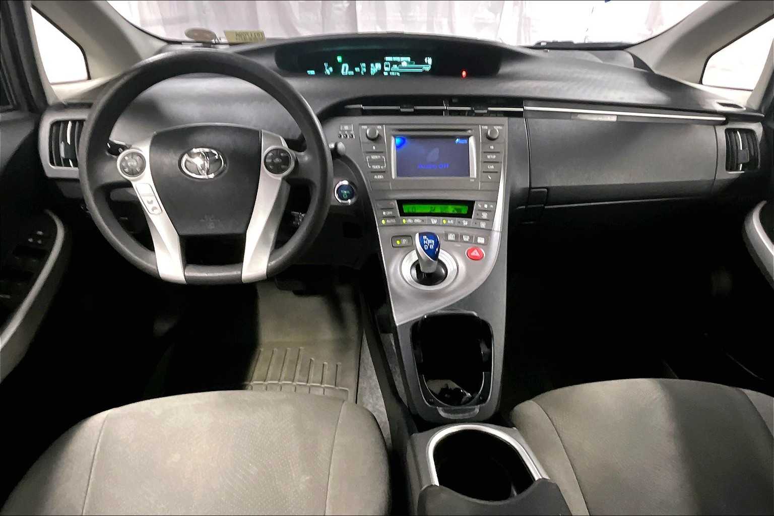 2013 Toyota Prius Two - Photo 20