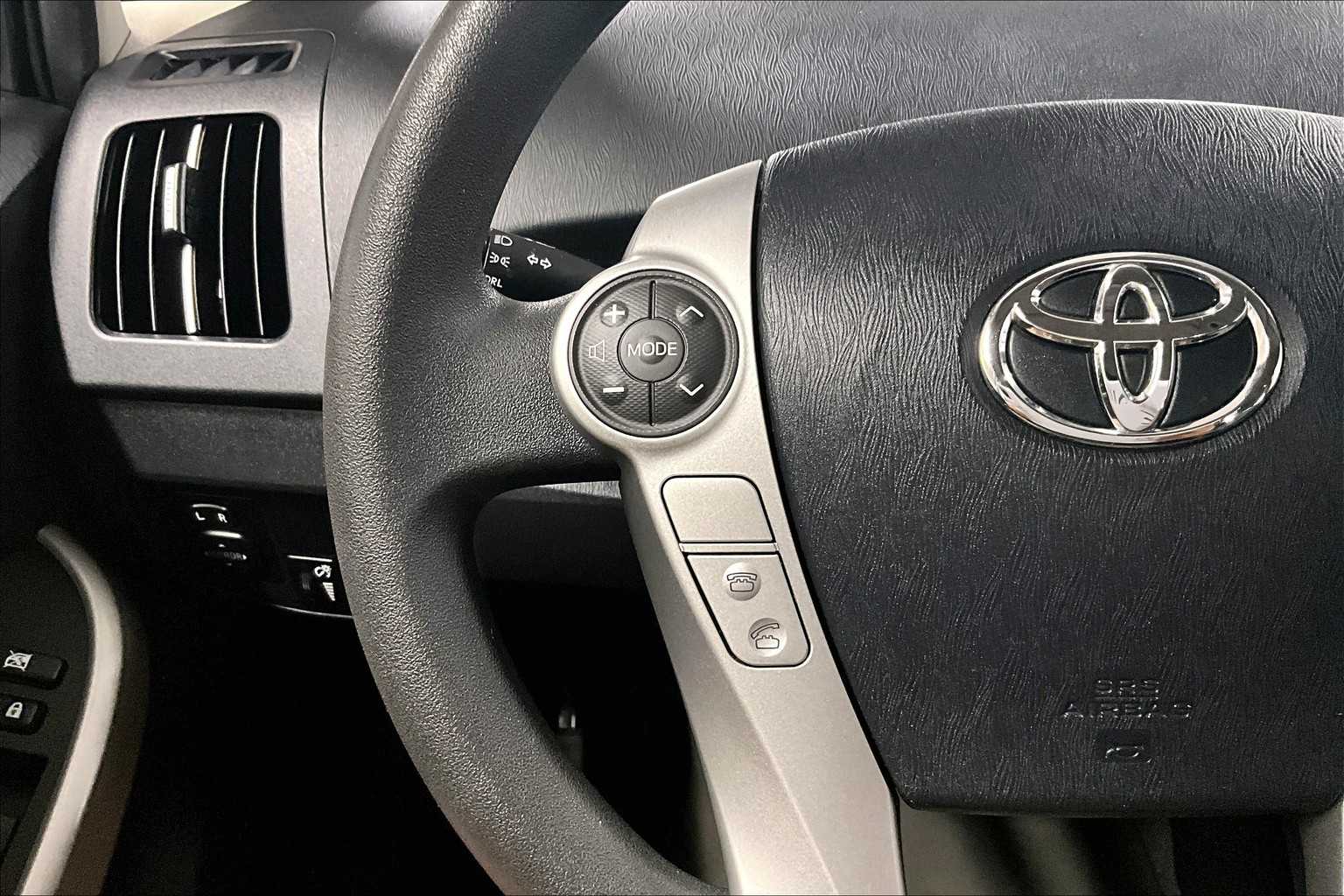 2013 Toyota Prius Two - Photo 21