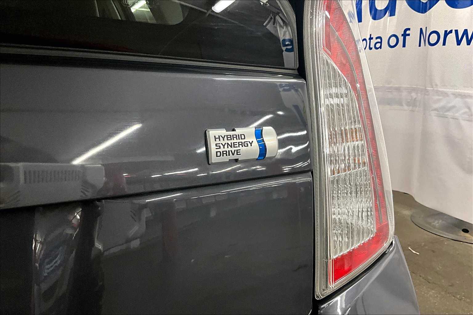 2013 Toyota Prius Two - Photo 25
