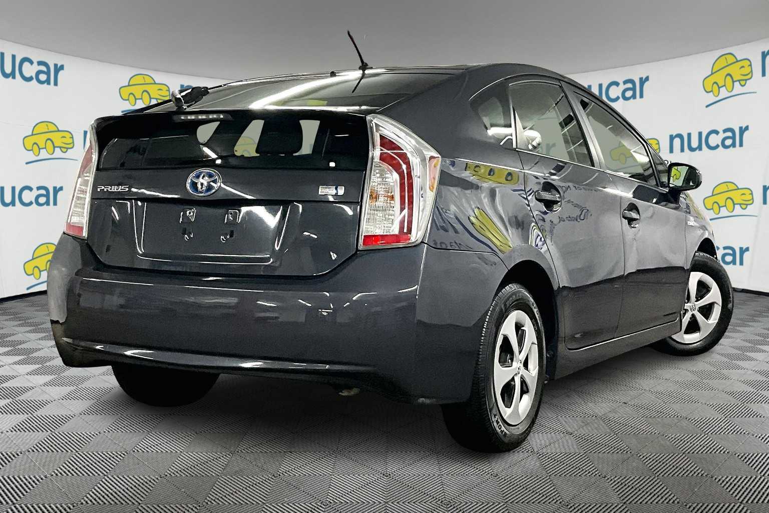 2013 Toyota Prius Two - Photo 6