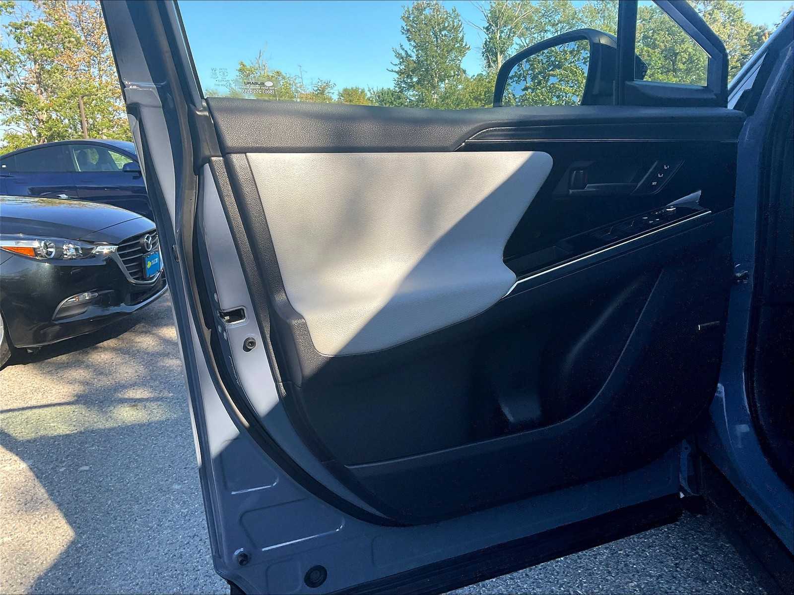 2023 Subaru Solterra Limited - Photo 9