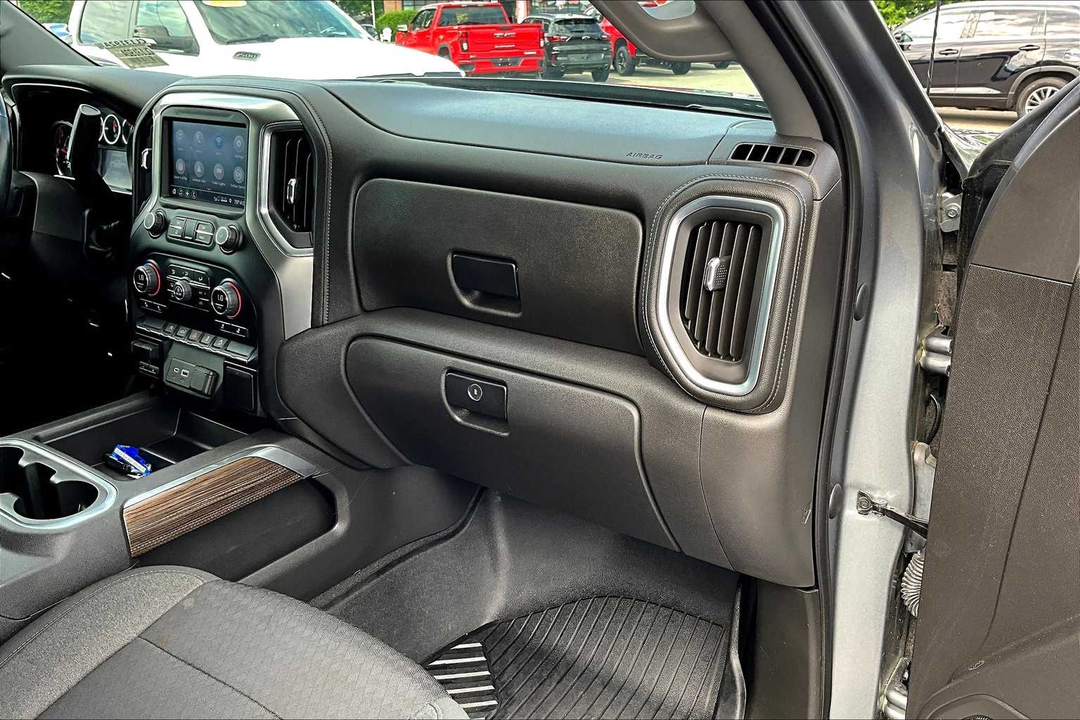 2021 Chevrolet Silverado 1500 RST - Photo 13