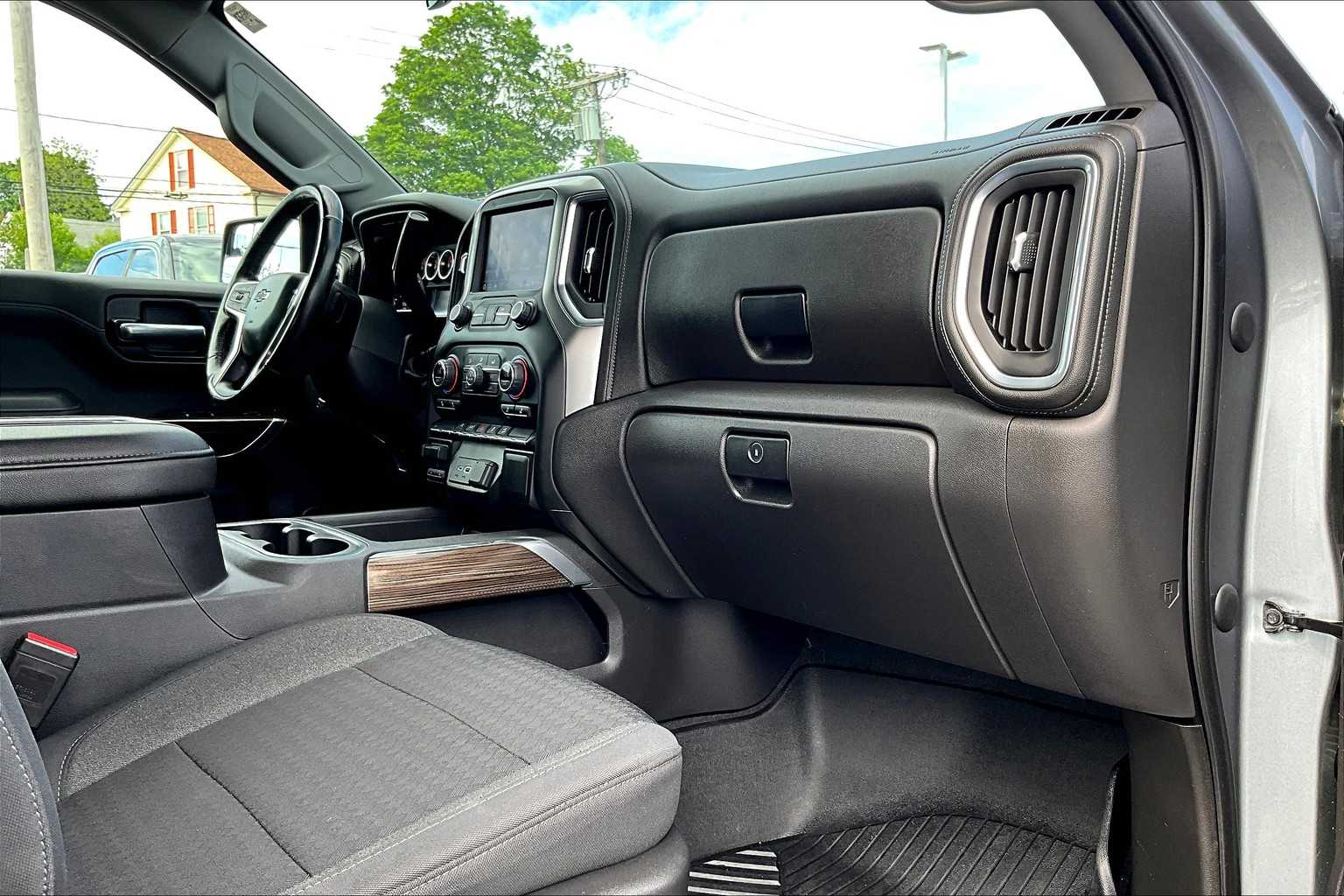 2021 Chevrolet Silverado 1500 RST - Photo 14