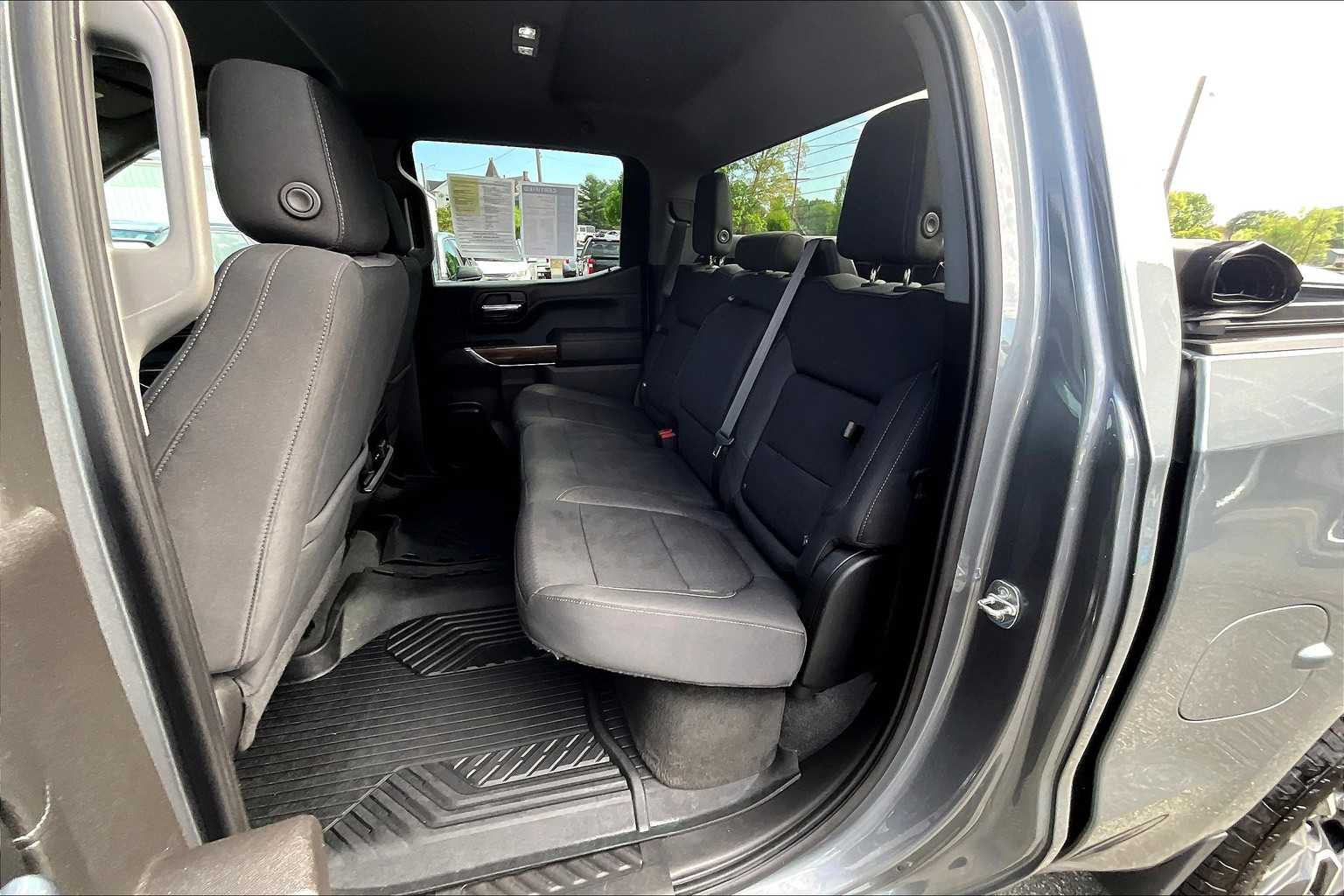 2021 Chevrolet Silverado 1500 RST - Photo 15