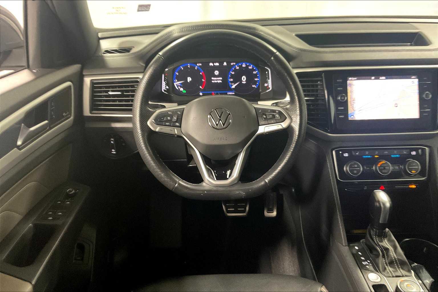 2021 Volkswagen Atlas Cross Sport 3.6L V6 SEL Premium R-Line - Photo 18