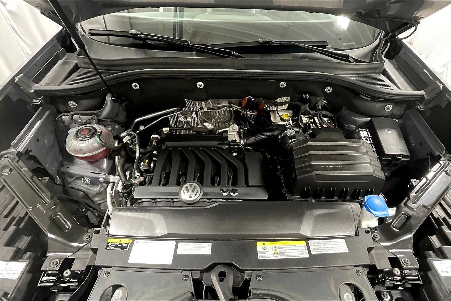 2021 Volkswagen Atlas Cross Sport 3.6L V6 SEL Premium R-Line - Photo 31