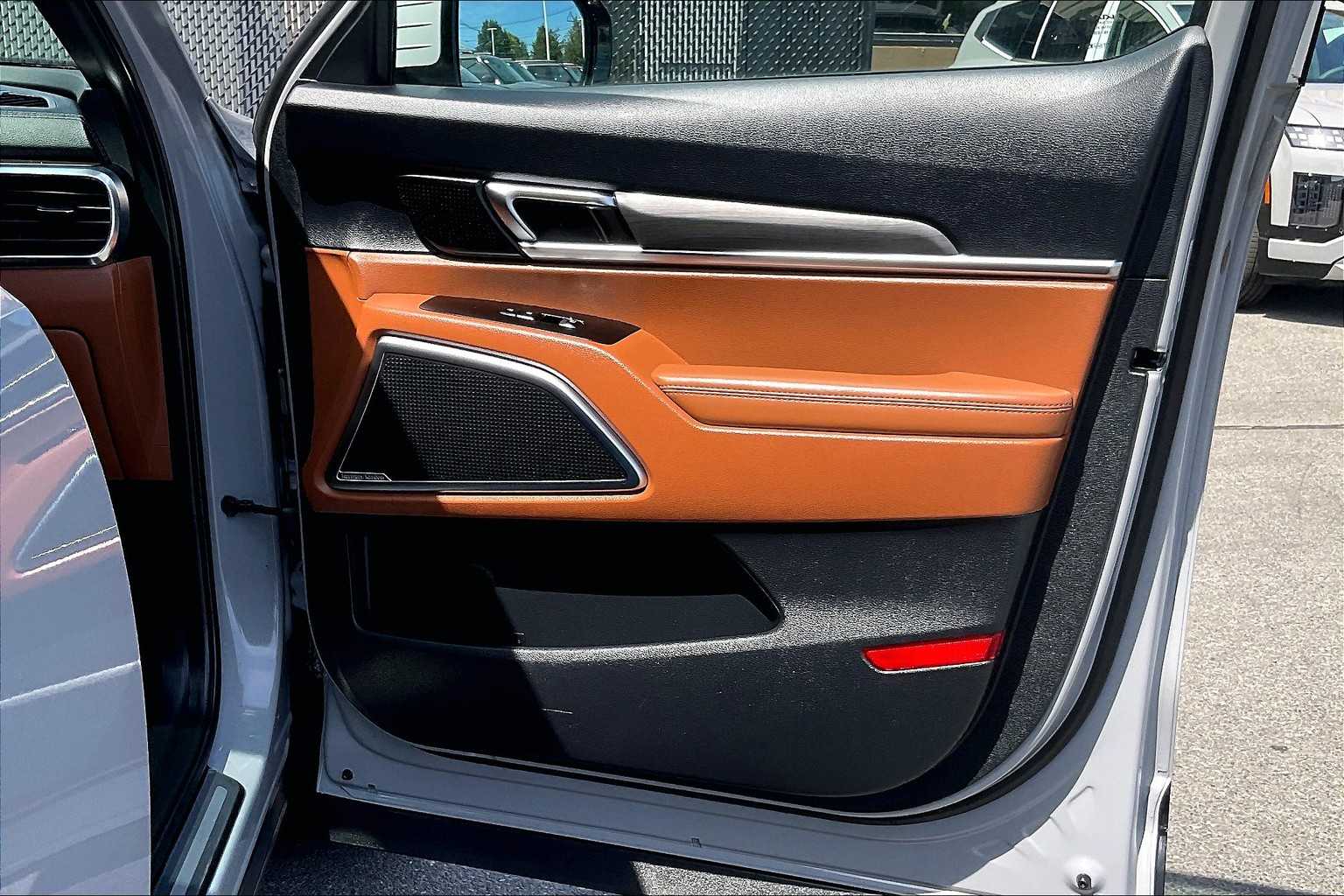 2025 Kia Telluride SX-Prestige X-Line - Photo 12