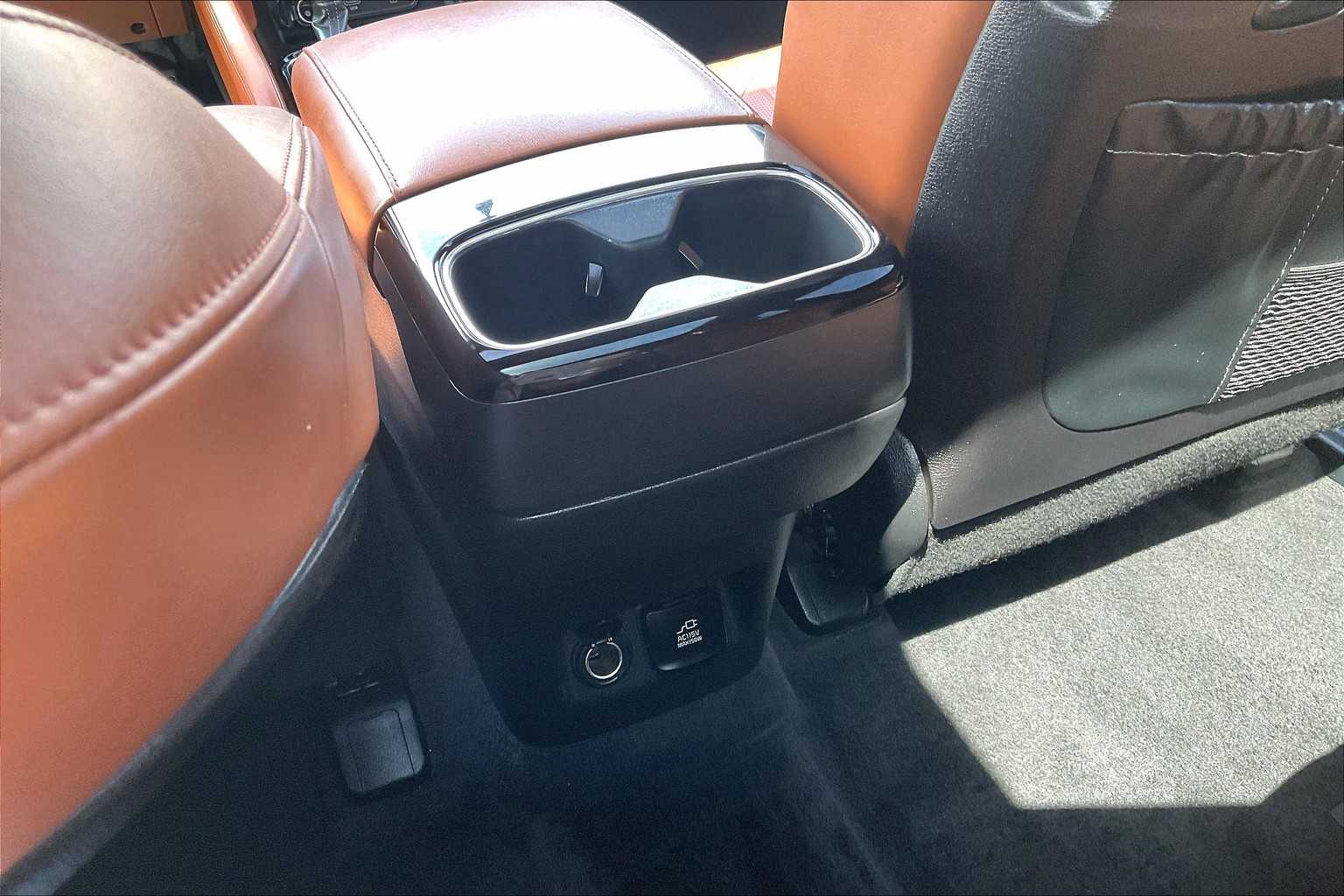 2025 Kia Telluride SX-Prestige X-Line - Photo 28