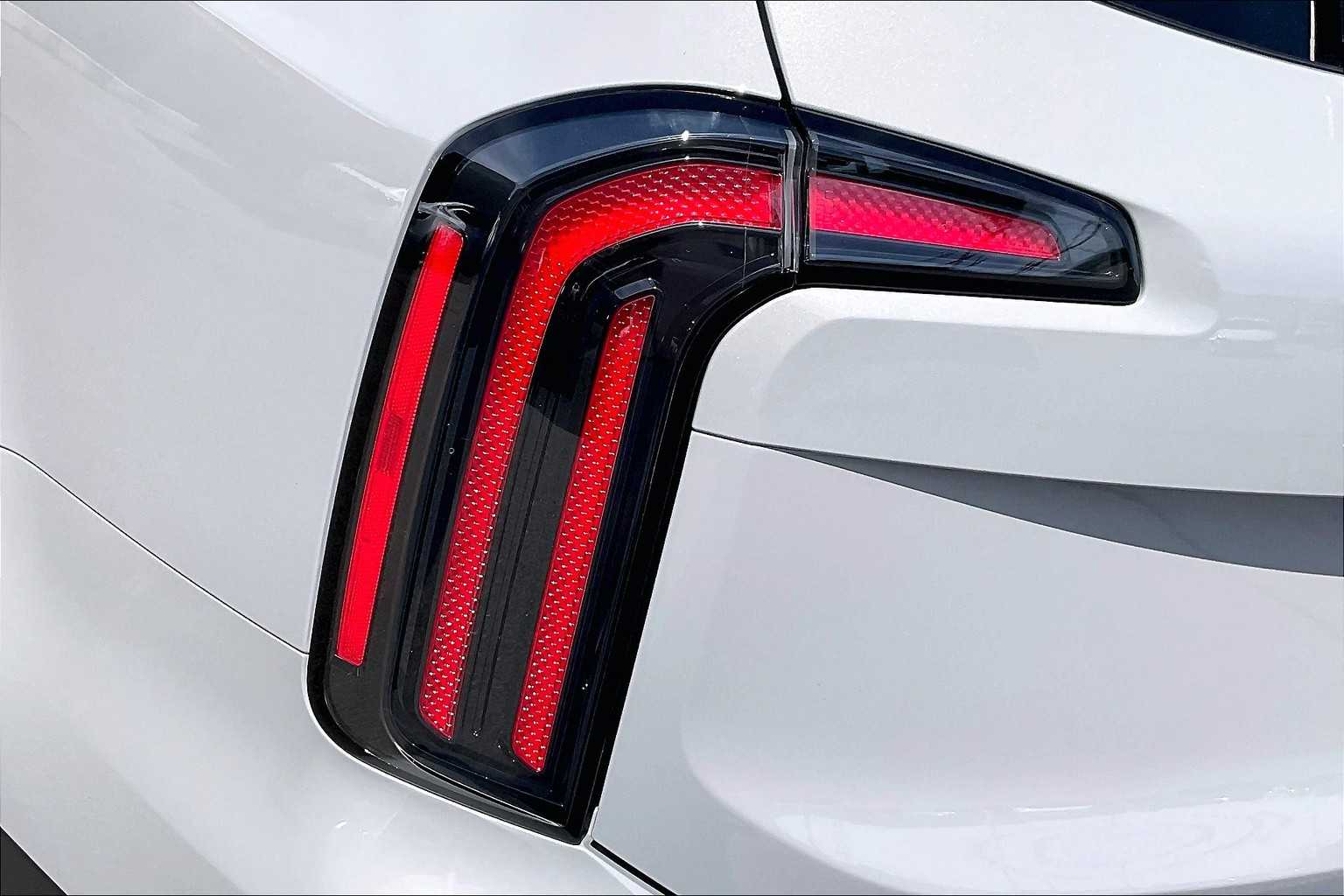 2025 Kia Telluride SX-Prestige X-Line - Photo 34