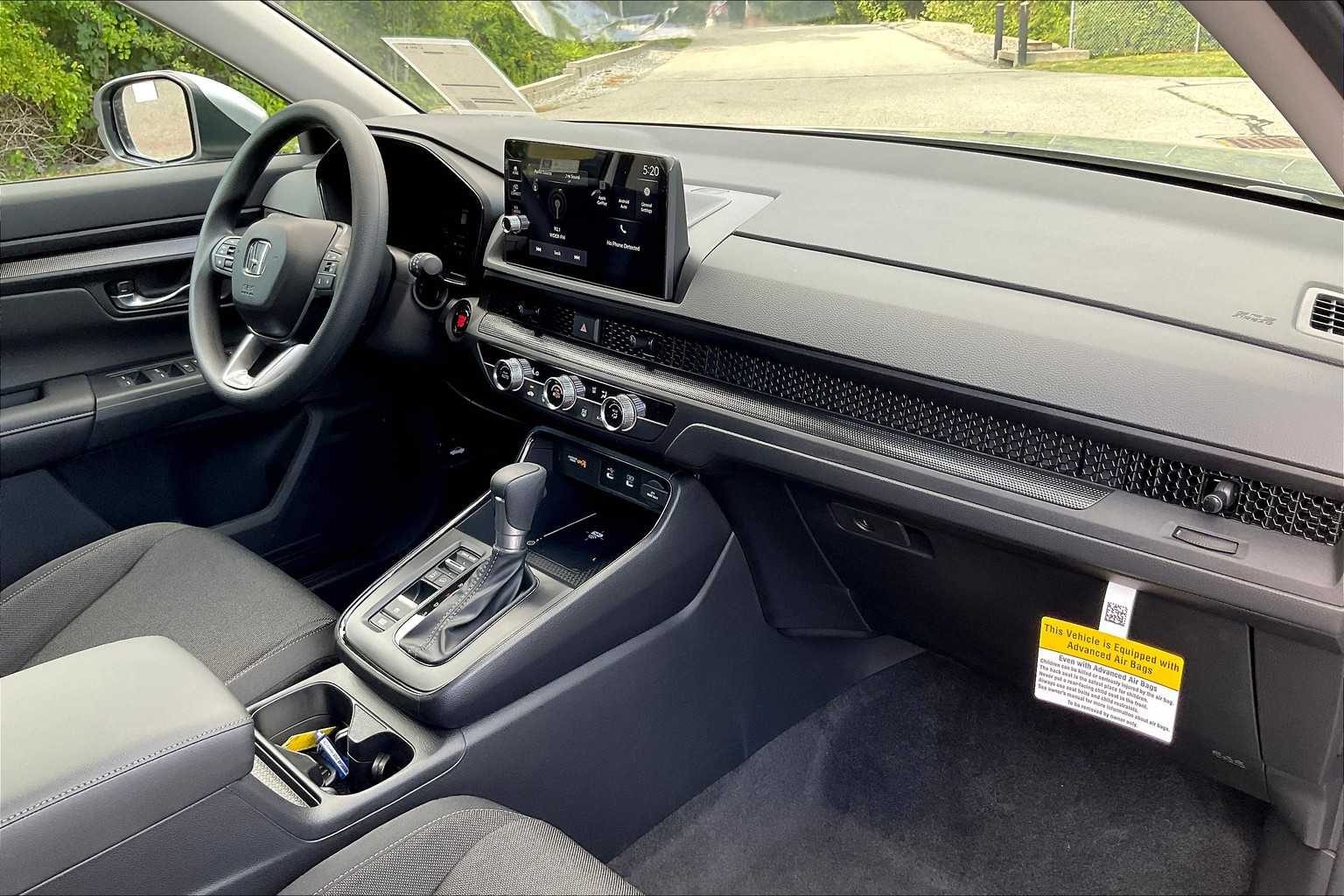 2026 Honda CR-V LX - Photo 10