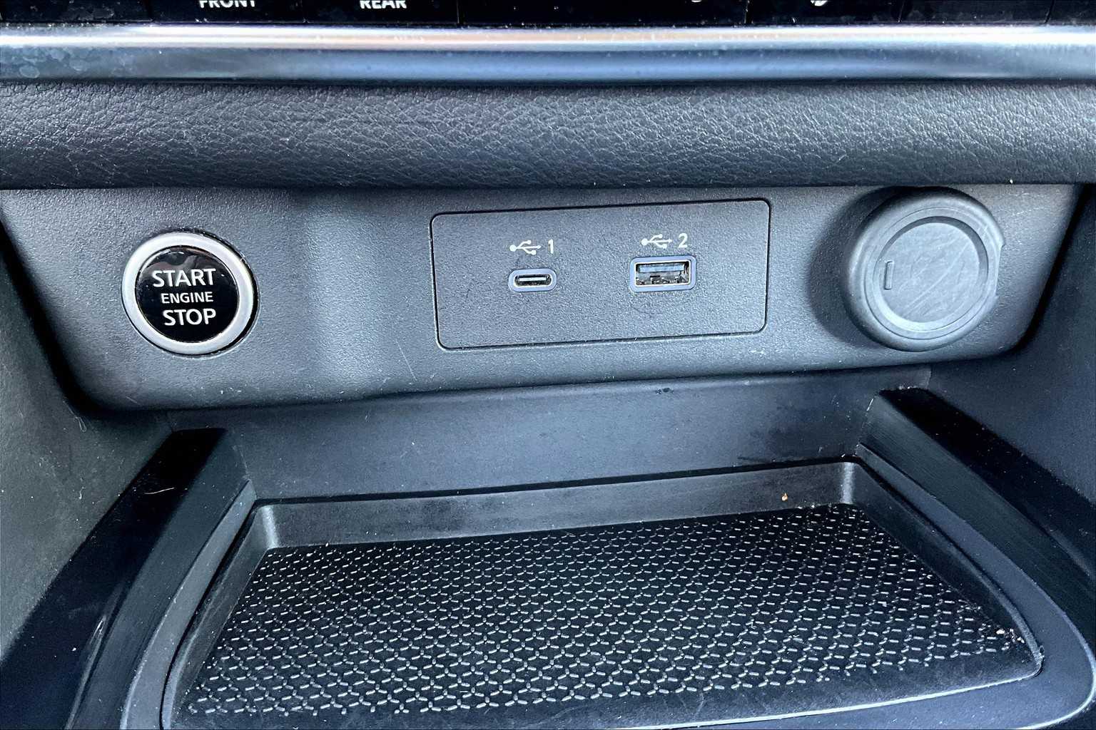 2023 Nissan Rogue SV - Photo 25