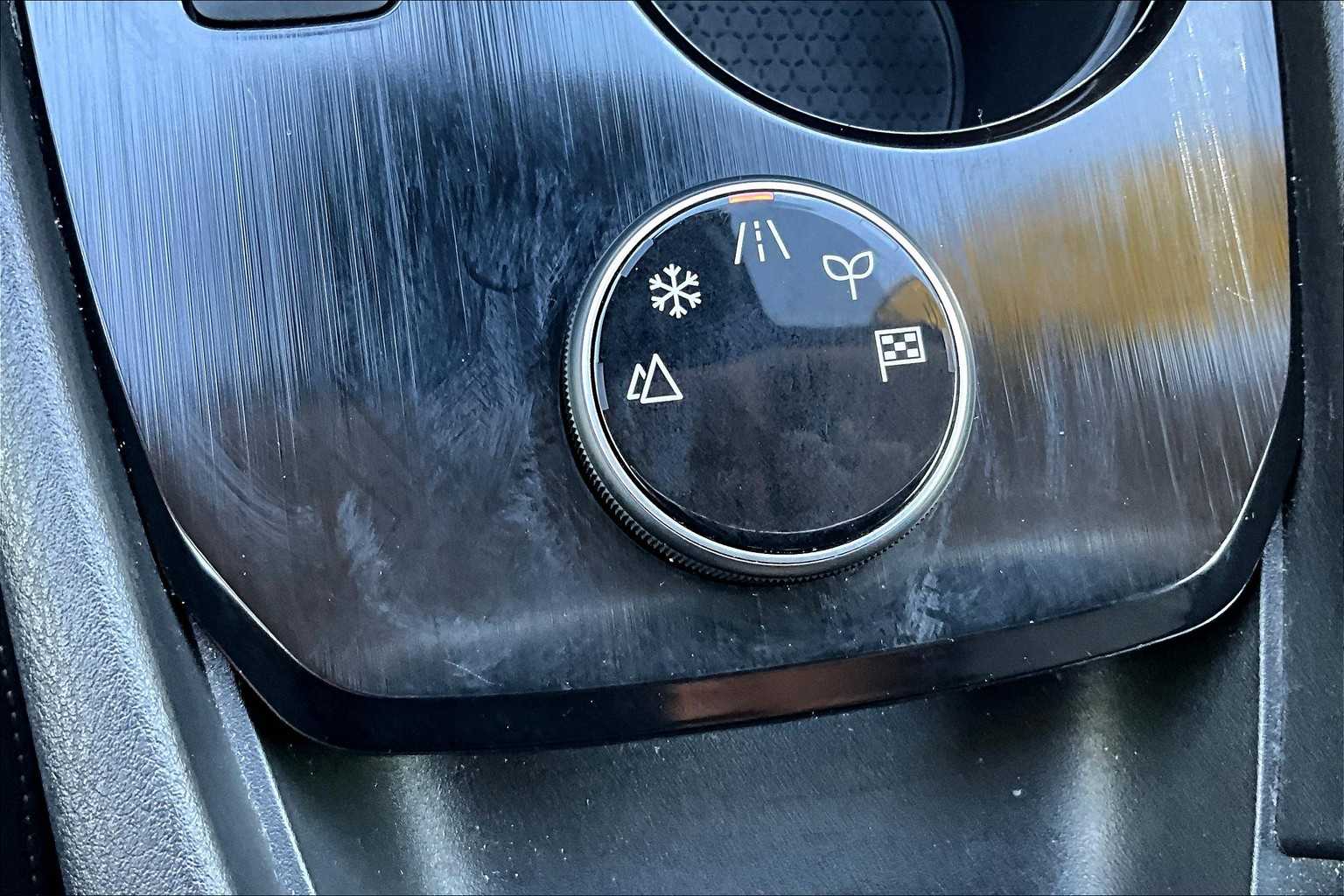 2023 Nissan Rogue SV - Photo 26