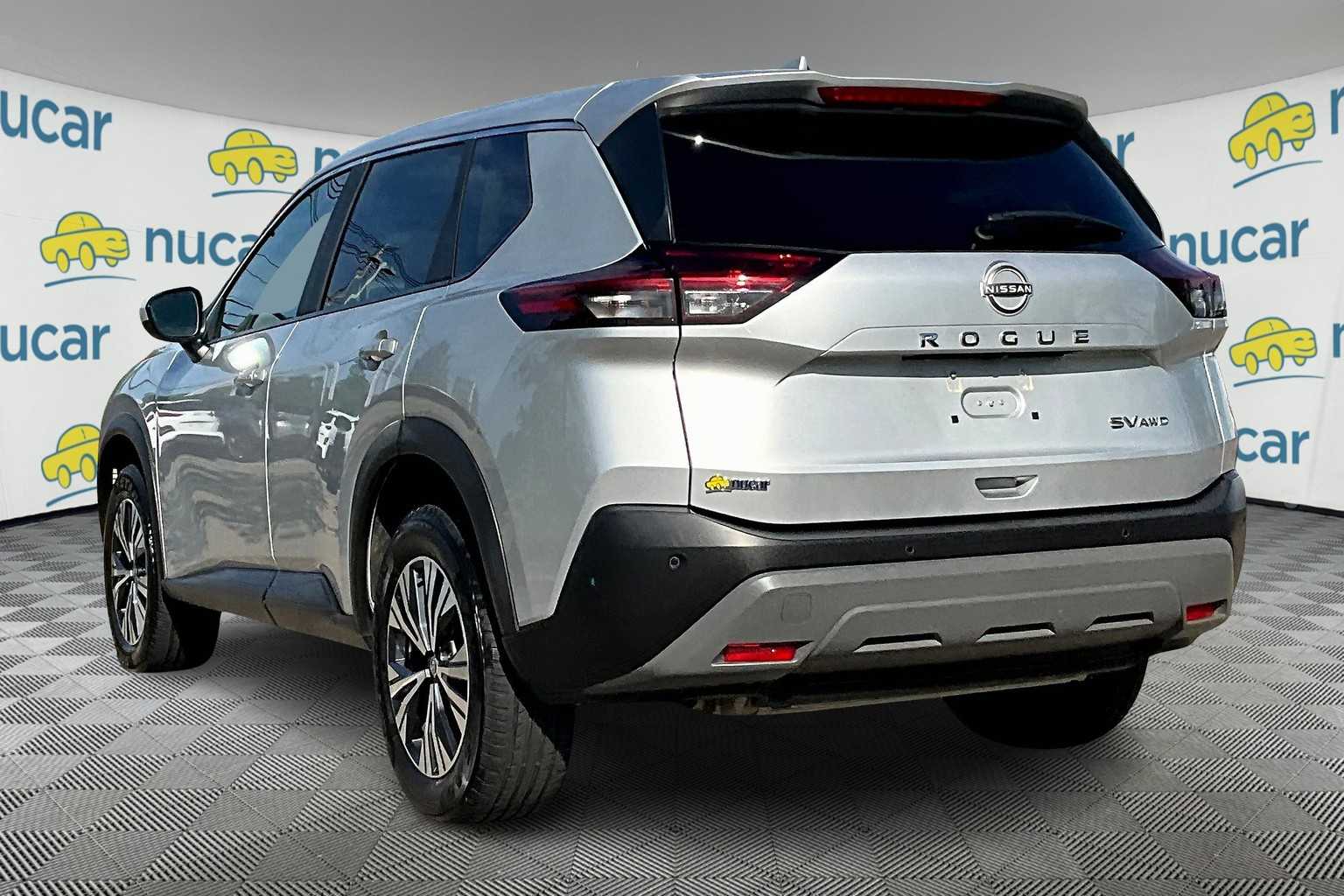 2023 Nissan Rogue SV - Photo 4