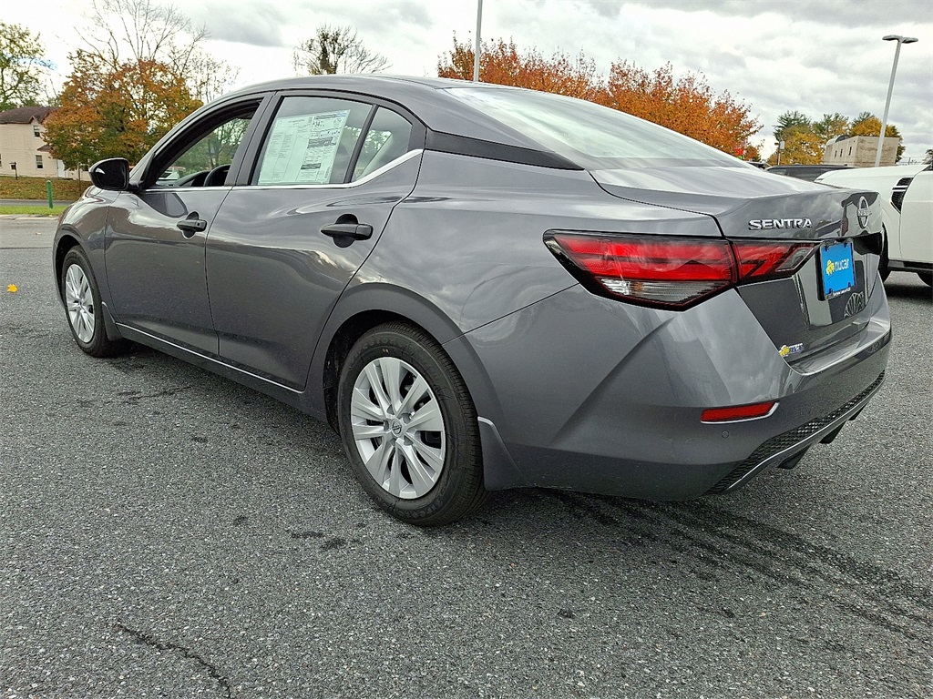 2025 Nissan Sentra S - Photo 3