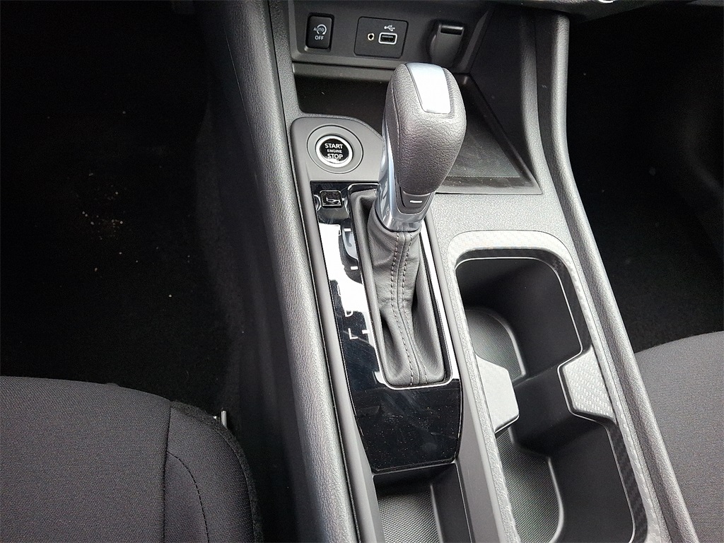 2025 Nissan Sentra S - Photo 10