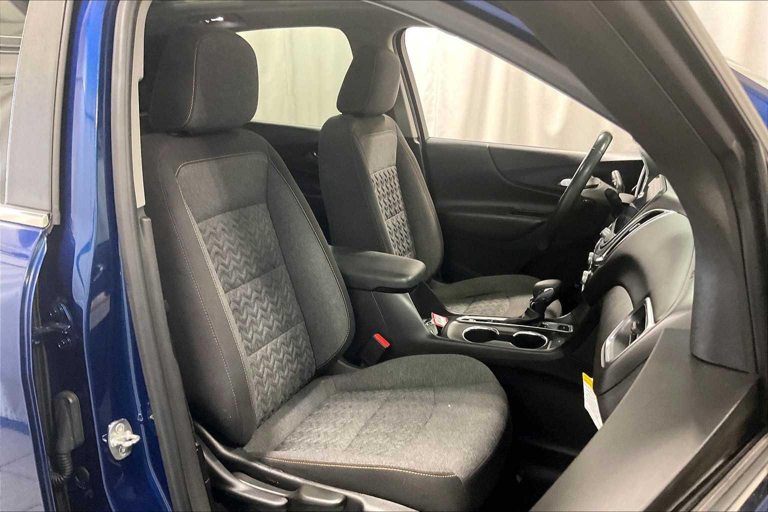 2022 Chevrolet Equinox LT - Photo 11