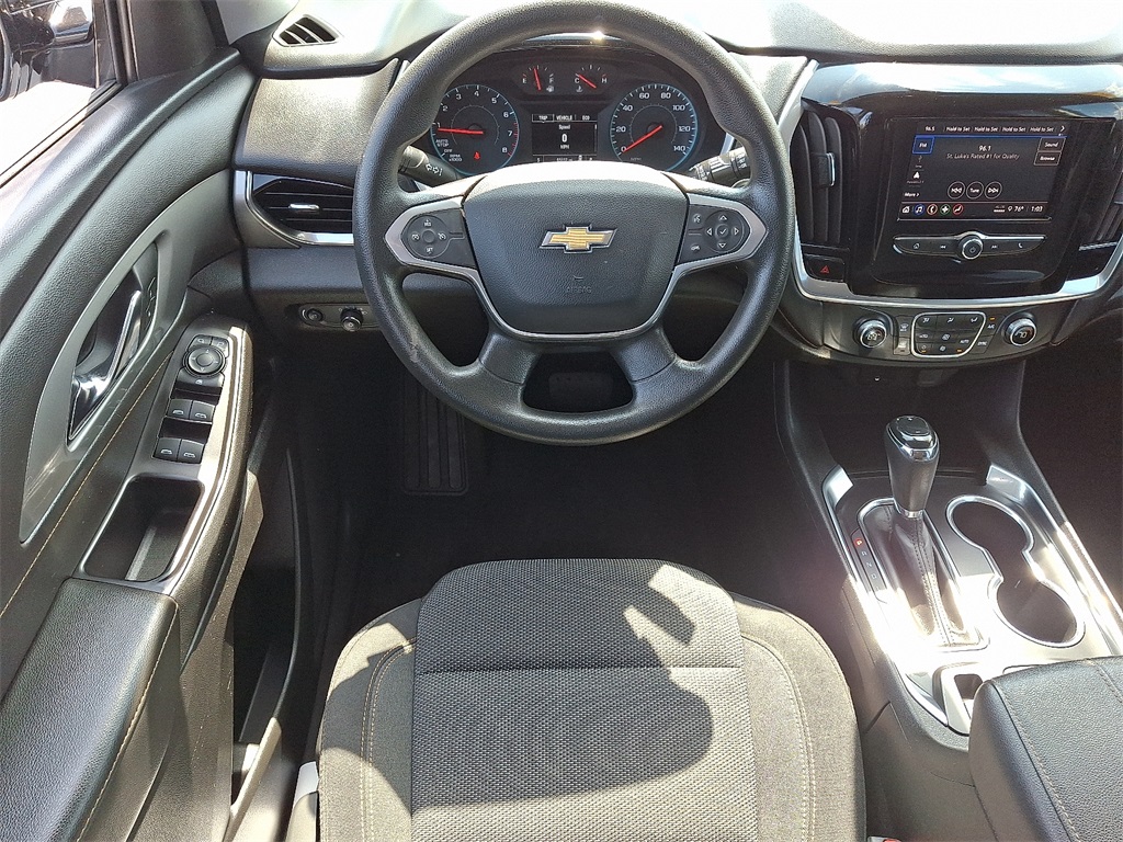 2020 Chevrolet Traverse LS - Photo 13