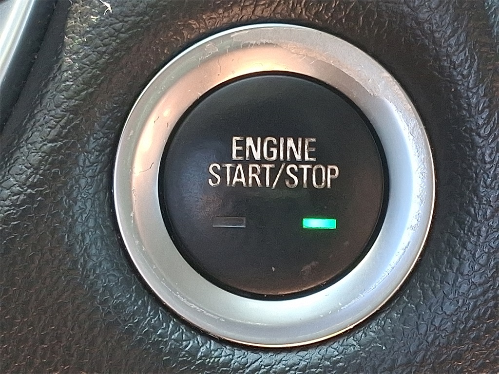 2020 Chevrolet Traverse LS - Photo 23