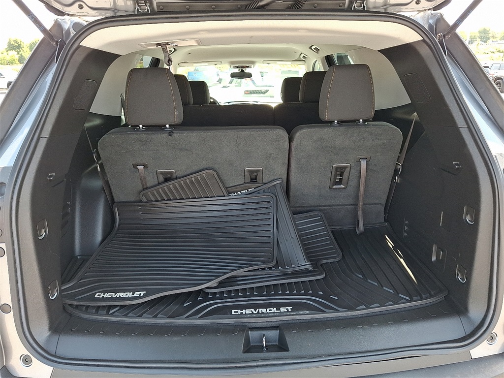 2020 Chevrolet Traverse LS - Photo 28