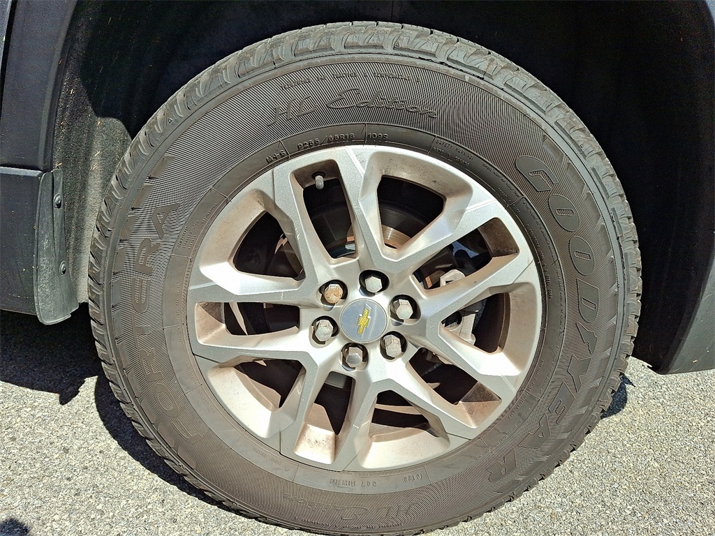 2020 Chevrolet Traverse LS - Photo 6