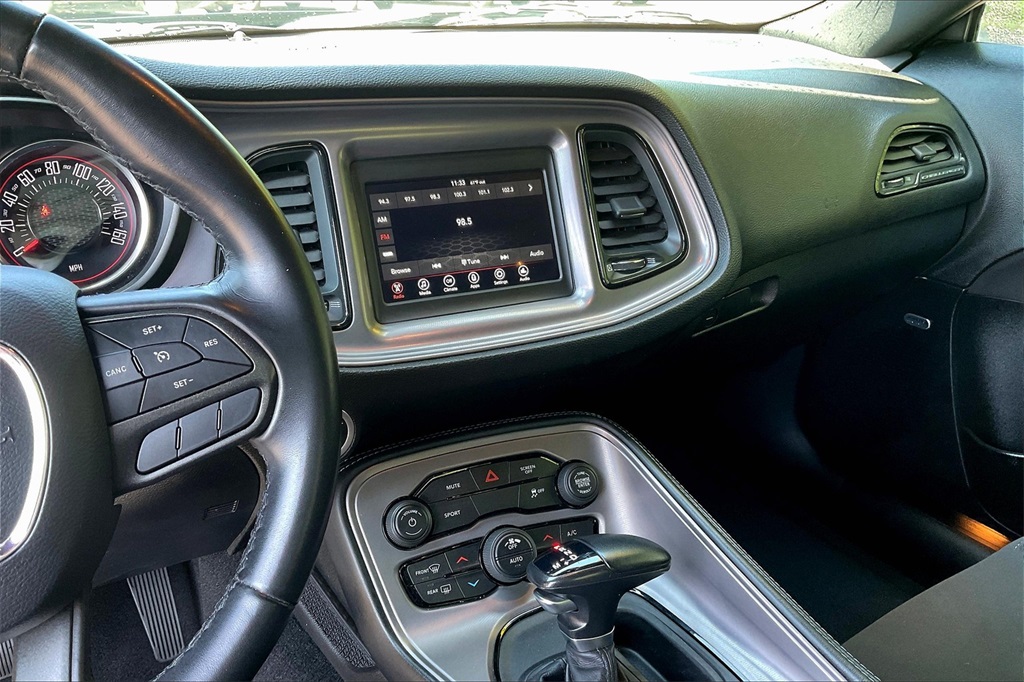 2023 Dodge Challenger SXT - Photo 17