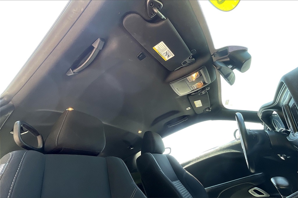 2023 Dodge Challenger SXT - Photo 7