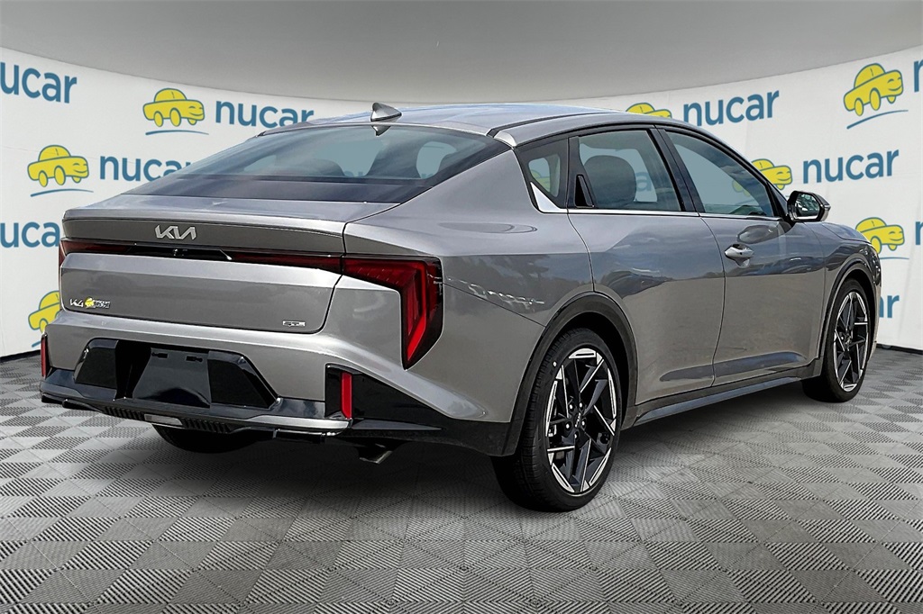 2025 Kia K4 GT-Line - Photo 7