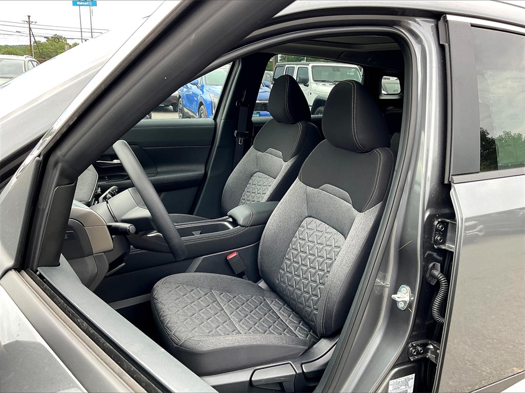 2025 Nissan Kicks SV - Photo 11