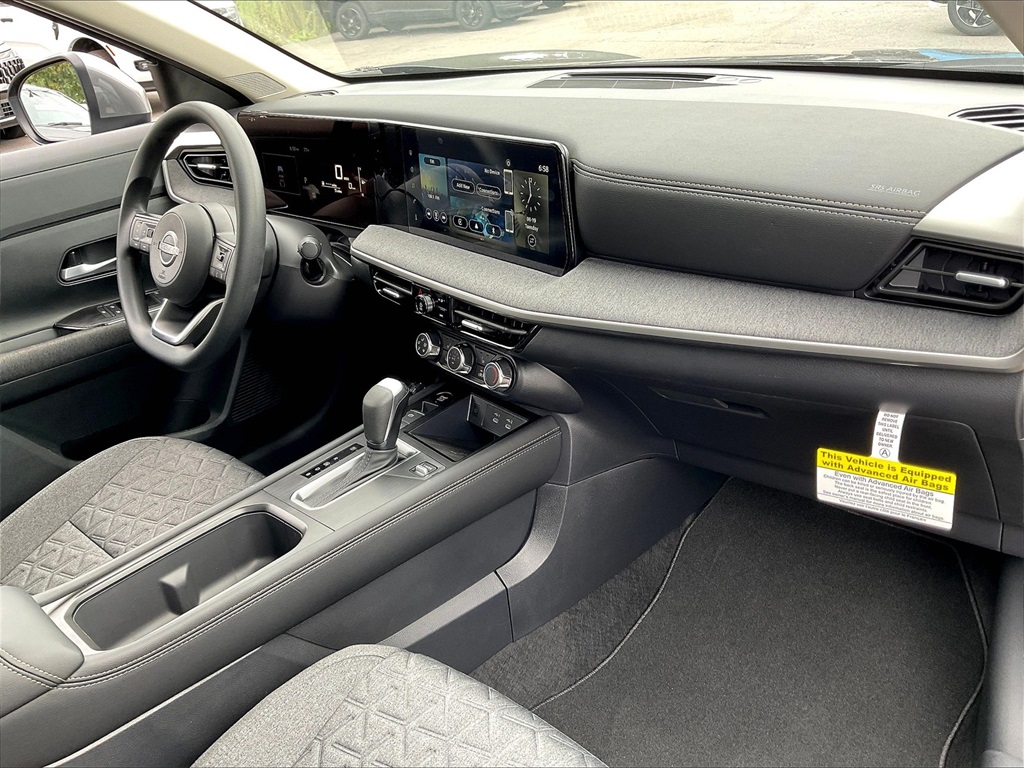 2025 Nissan Kicks SV - Photo 10