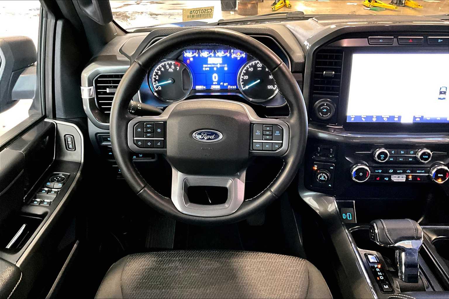 2023 Ford F-150 XLT - Photo 16