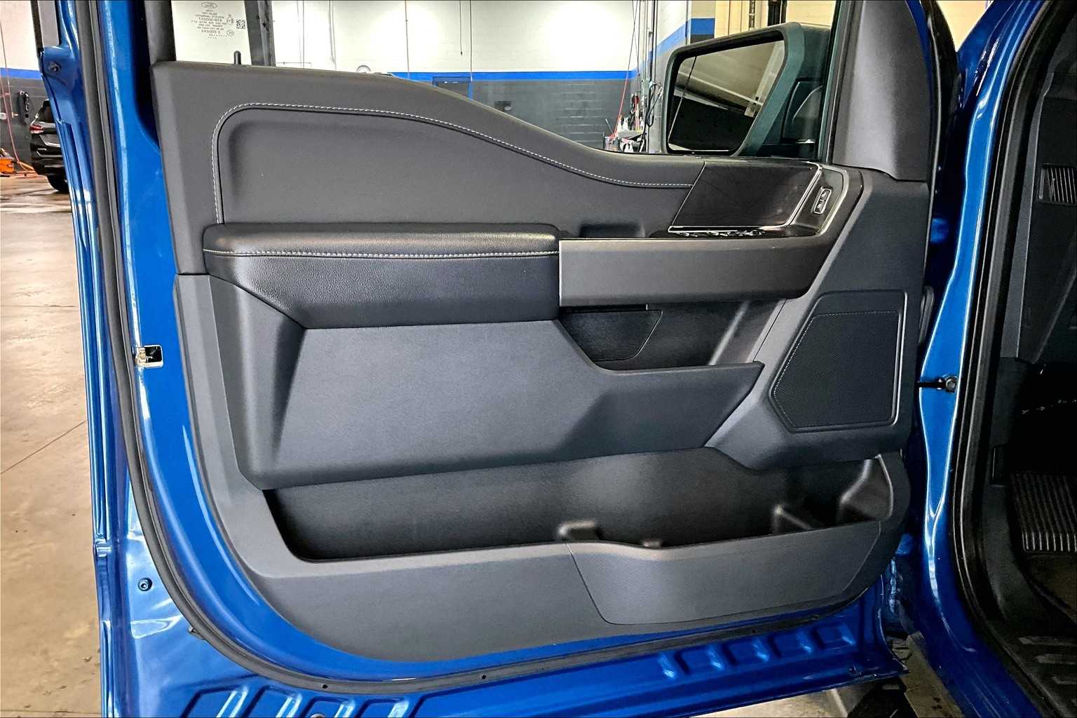 2023 Ford F-150 XLT - Photo 8