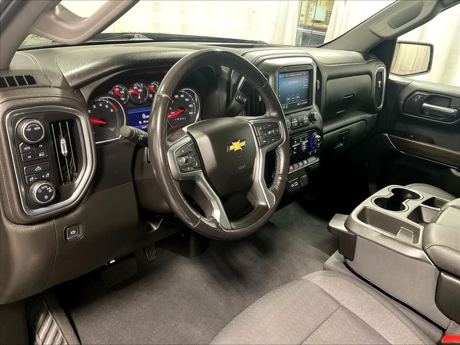 2022 Chevrolet Silverado 1500 LTD LT - Photo 8