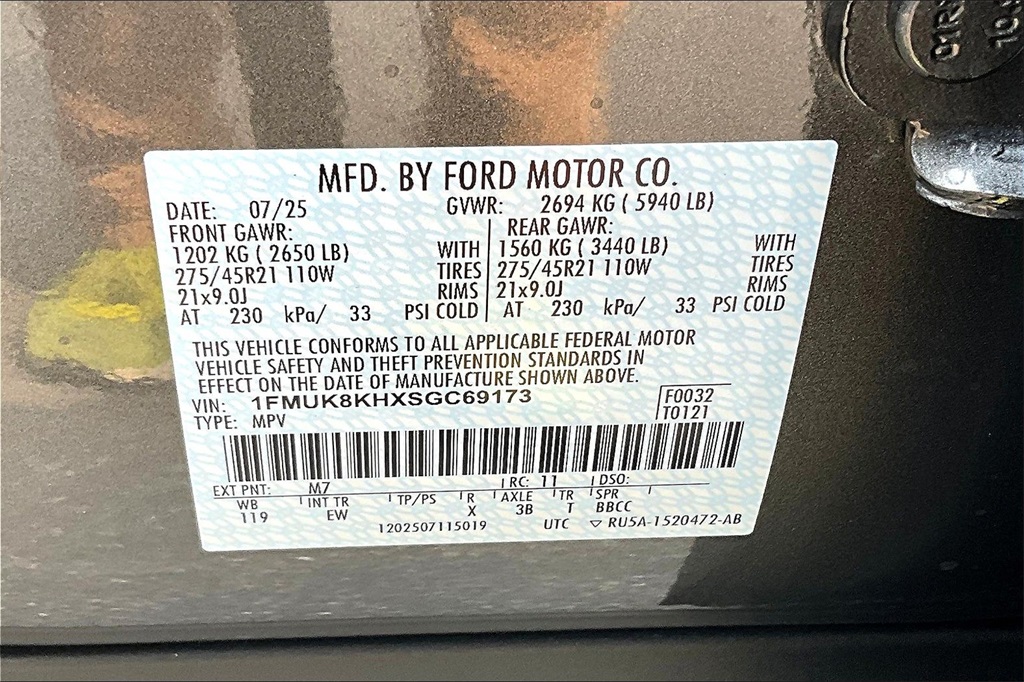 2025 Ford Explorer ST-Line - Photo 13