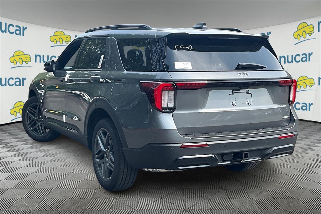2025 Ford Explorer ST-Line - Photo 4