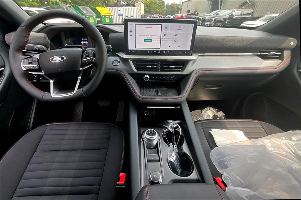 2025 Ford Explorer ST-Line - Photo 6