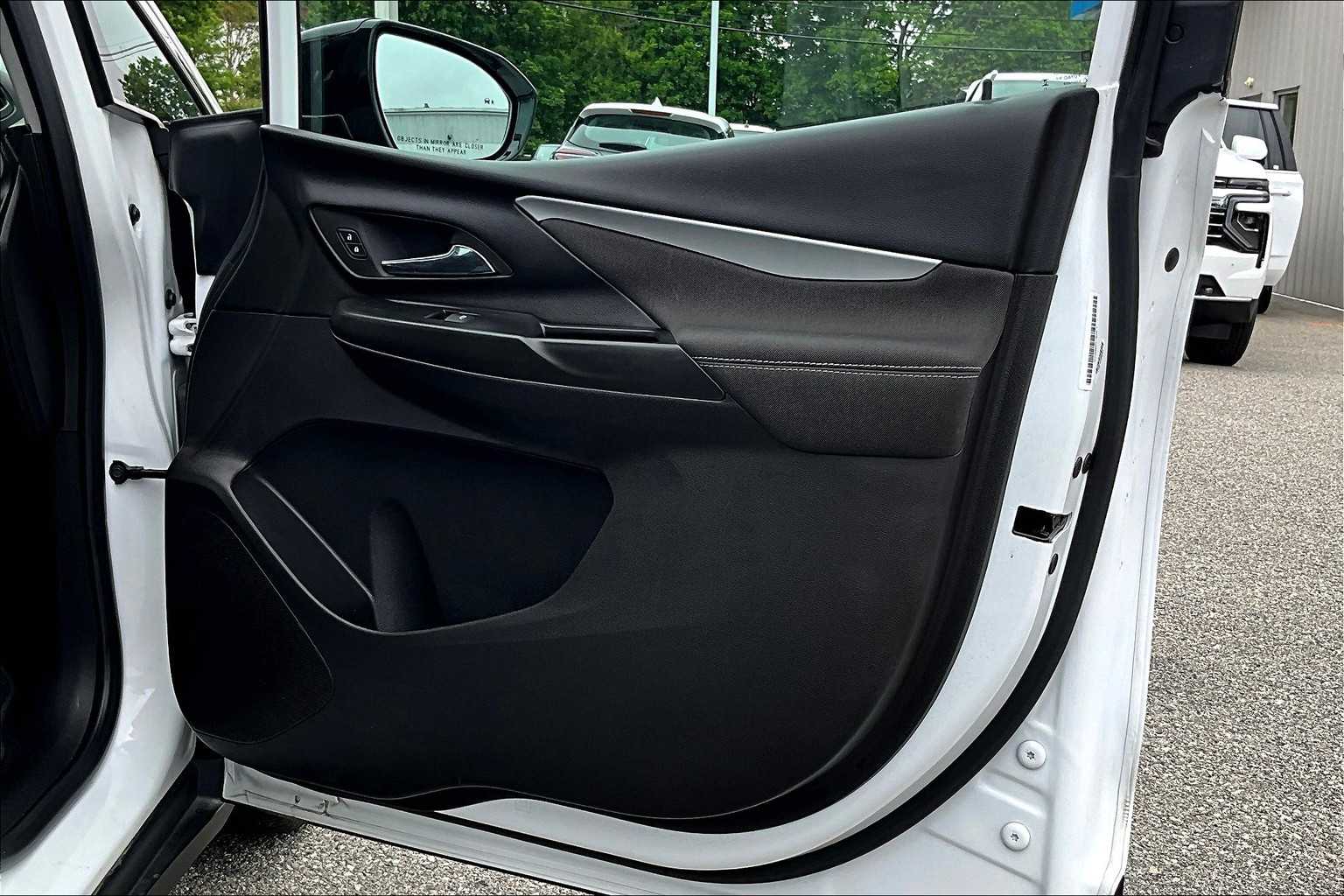 2023 Chevrolet Bolt EV 1LT - Photo 12