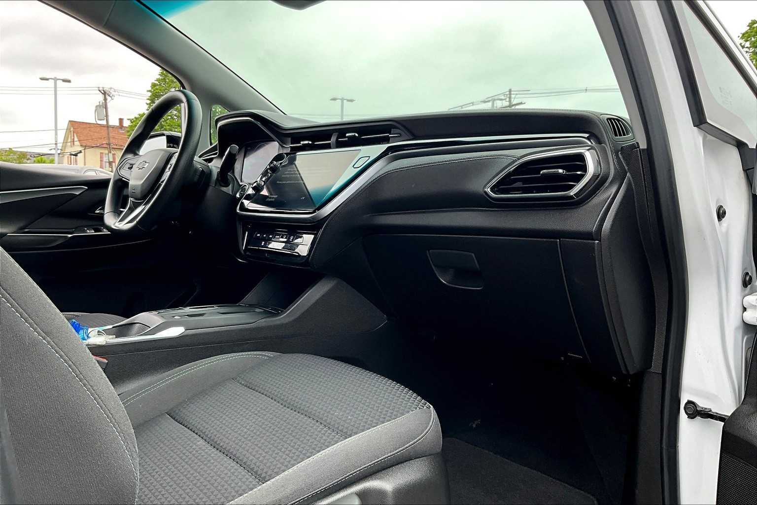2023 Chevrolet Bolt EV 1LT - Photo 14