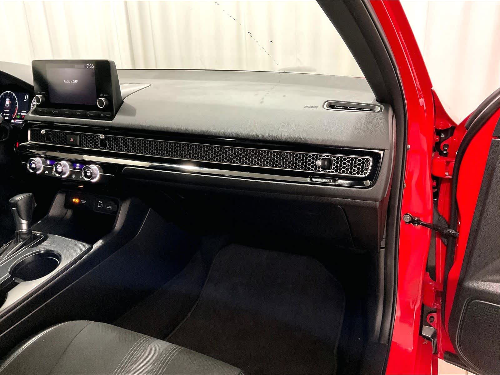 2023 Honda Civic Hatchback Sport - Photo 13