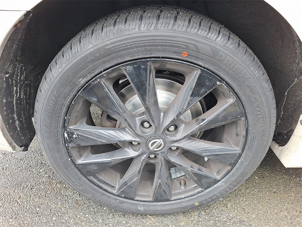 2018 Nissan Sentra SR - Photo 7